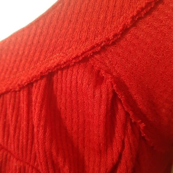 We The Free Free People Must Have Henley Thermal Red Long Sleeved Top - Picture 8 of 16